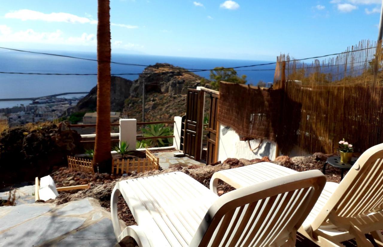 Casa Rural Alessia With Jacuzzi ,Garden & Swimming Pool 圣克鲁斯-德特内里费 外观 照片