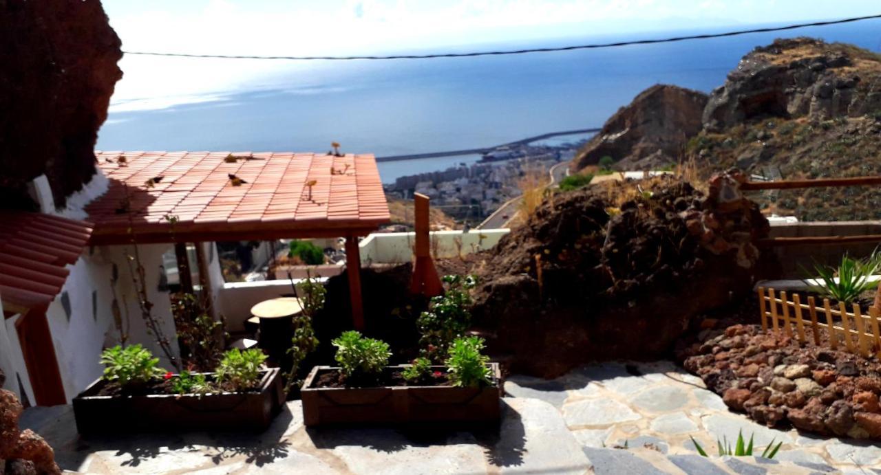 Casa Rural Alessia With Jacuzzi ,Garden & Swimming Pool 圣克鲁斯-德特内里费 外观 照片